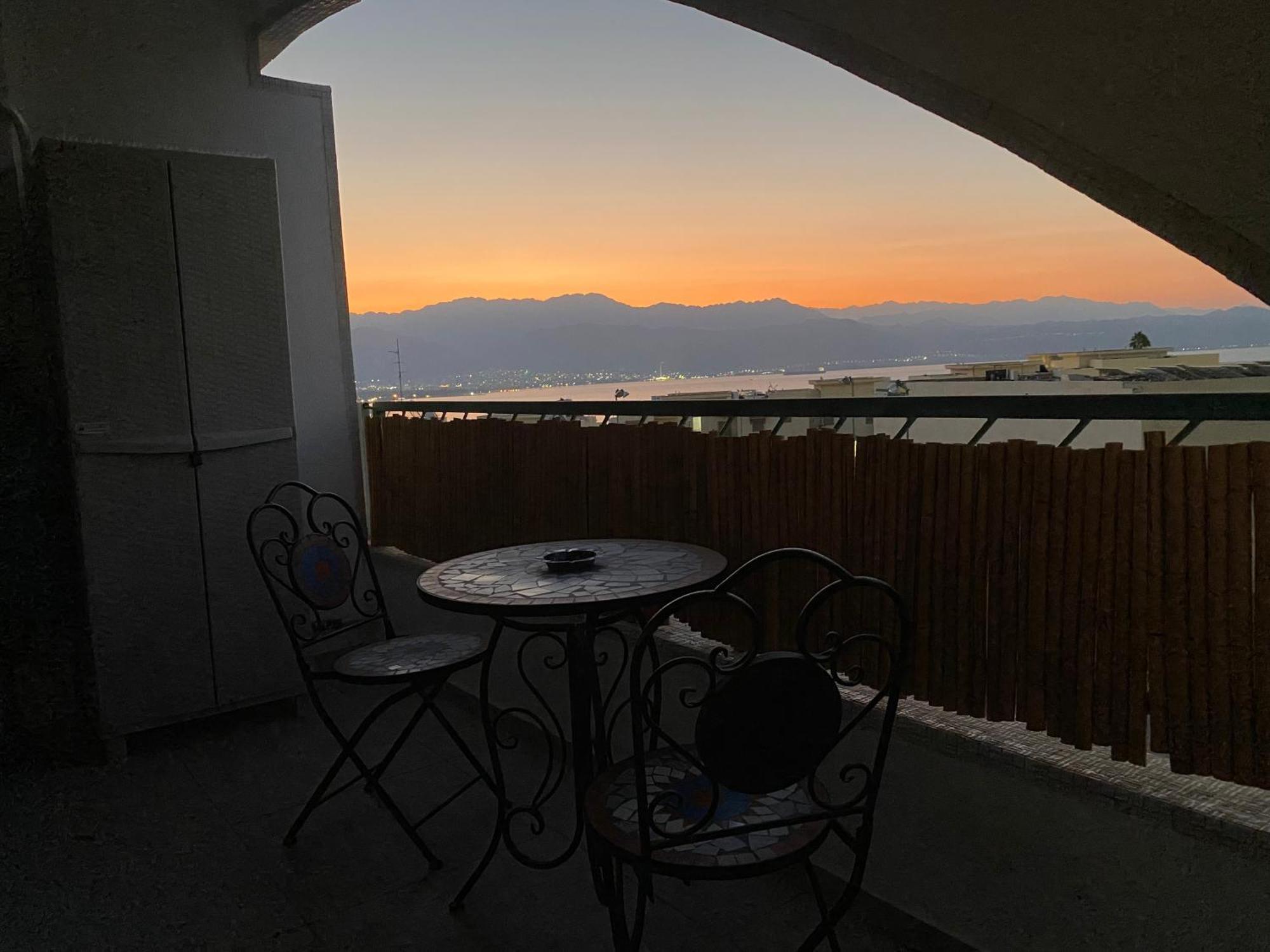 Seaside House & Free Parking Apartment Eilat Ngoại thất bức ảnh